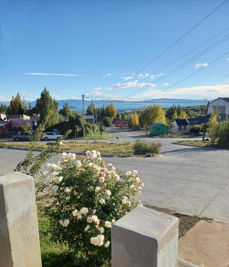 La Hogarena Villa El Calafate Bagian luar foto
